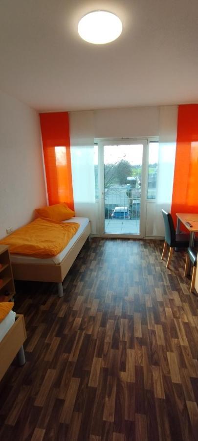 Aparthotel Gaststaette Zur Tribuene Pfungstadt Exterior foto